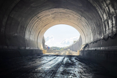 tuneluri-holdea12