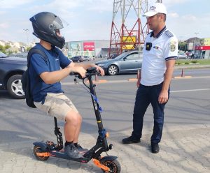 Peste 40 de amenzi într-o zi pentru bicicliști, trotinetiști și pietoni, în Timișoara