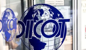 Audieri maraton la DIICOT. Șefi din IPJ Timiș, reținuți în dosarul de contrabandă cu mărfuri de lux