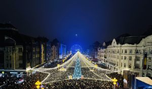 Veselie și culoare. Timișoara a deschis Târgul de Crăciun / FOTO