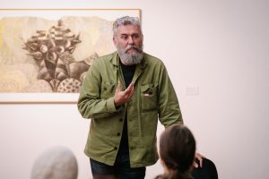 Philippe Van Cauteren, directorul S.M.A.K. Gent, va curatoria Bienala Art Encounters 2027