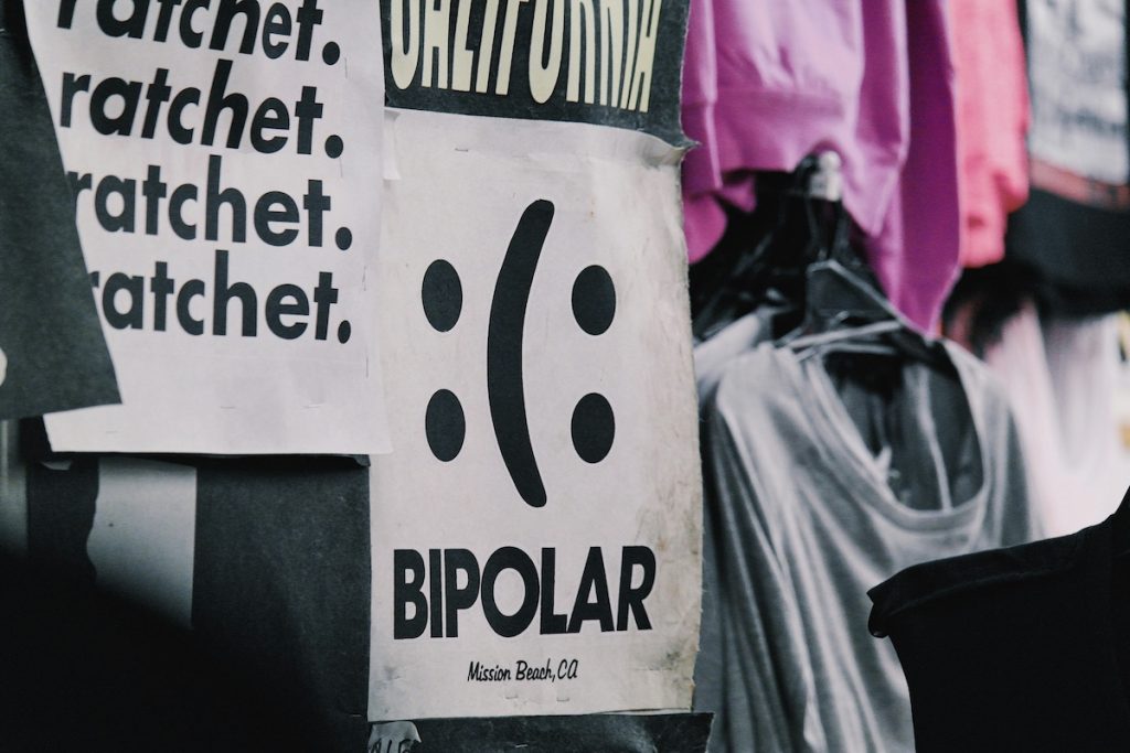 „Sunt bipolar” nu e o glumă. Aproape 150.000 de români suferă de această afecțiune