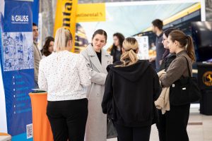 Peste 40 de companii la „Career Days@UVT”. Studenții din Timișoara au aplicat pentru joburi și internshipuri
