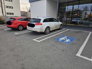 Parchezi unde nu trebuie, plătești. Amenzi de 40.000 de euro de la Poliția Locală