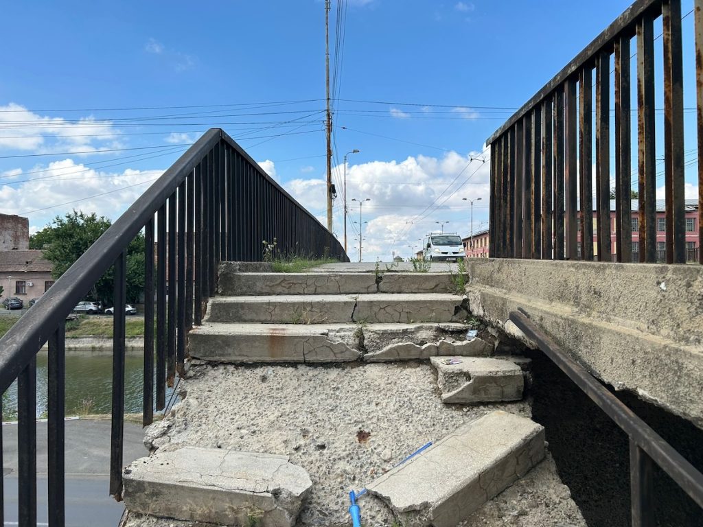 Podul Muncii trebuie demolat și refăcut în mai puțin de un an. Șantier din 30 martie, cu trafic deviat