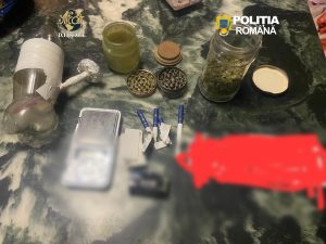 Tânăr de 24 de ani, arestat pentru trafic de droguri. Vindea canabis și cocaină