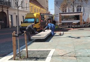 Traseul Revoluției, aproape de termen, dar departe de final: dale sparte și lucrări neterminate