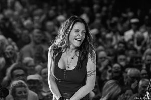 Beth Hart vine în premieră la Timișoara. Cântă la City Celebration pe 31 iulie