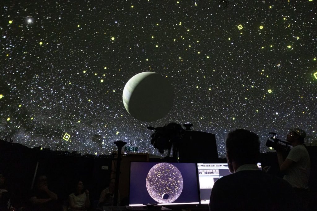 O noapte sub stele, lângă Timișoara. Observații astronomice cu telescopul