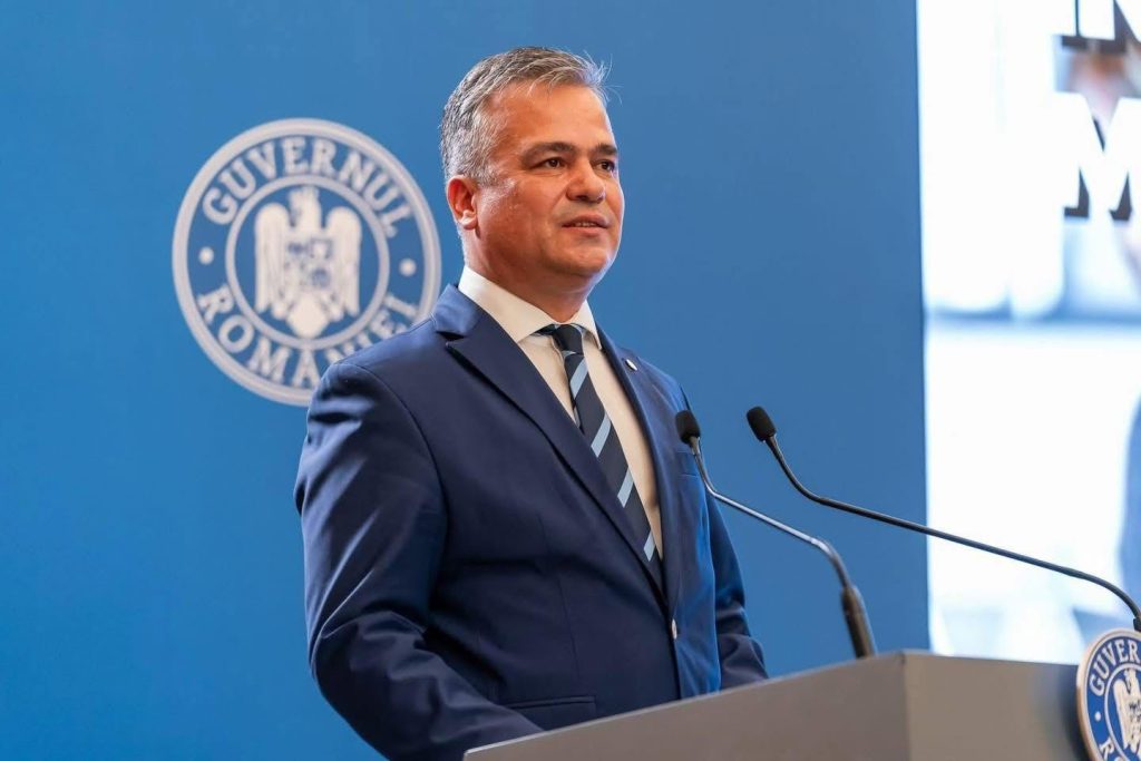 Primele voci din PNL care îl susțin pe Adrian Veștea: „România are nevoie de un guvern, acum și urgent”