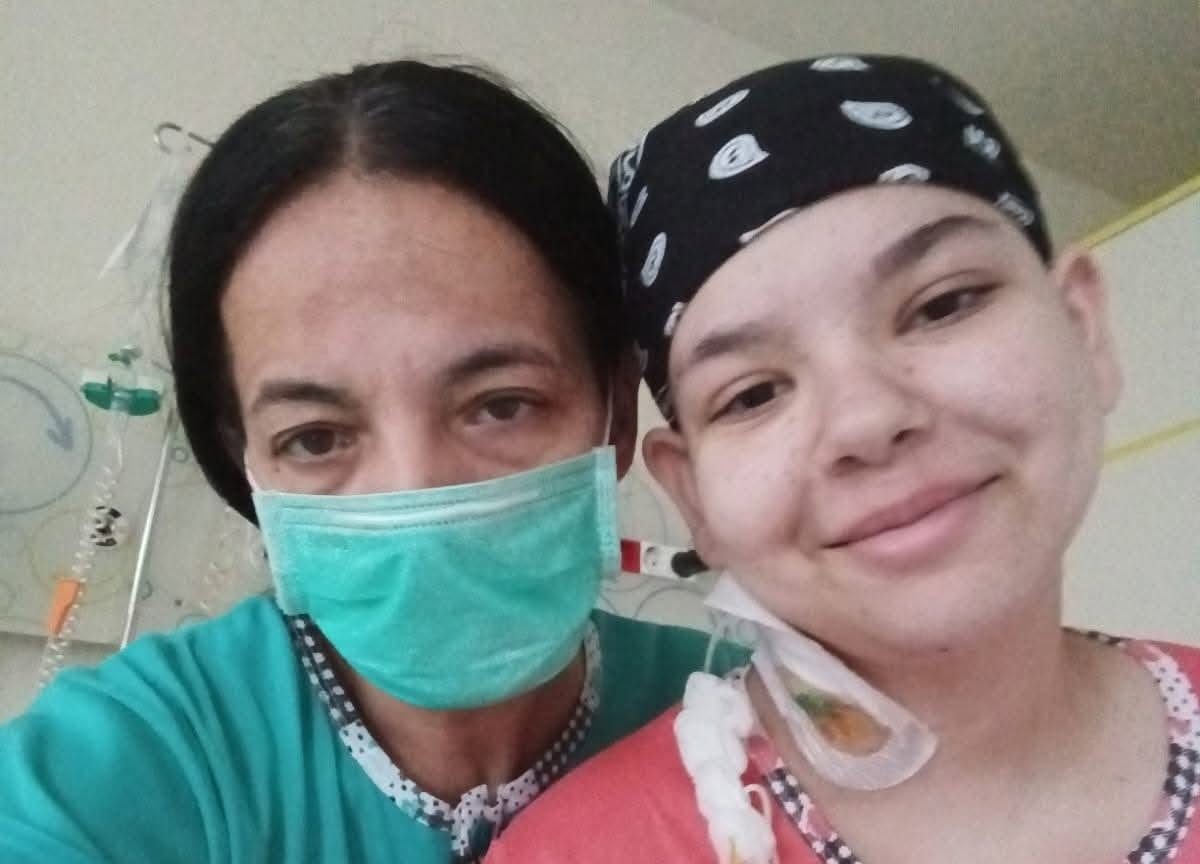 O adolescentă de 14 ani are nevoie de 78.000 de euro pentru o operație care îi poate salva viața O adolescentă de 14 ani are nevoie de 78.000 de euro pentru o operație care îi poate salva viața