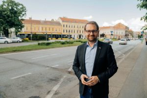 Legea ANI, adoptată cu „amendamentul Fritz”. Primarul Timișoarei poate rămâne fără mandat în 30 de zile