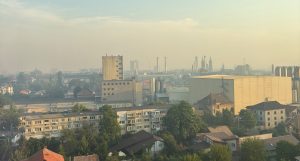 Timișoara respiră de două zile fumul incendiilor din Serbia. Peste 3.500 de hectare ard dincolo de graniță