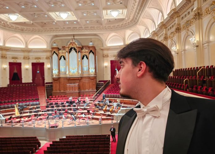 Marele Premiu la un concurs internațional de canto pentru un student al UVT. Alți trei colegi, printre laureați