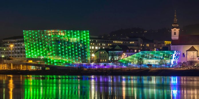 De la Ars Electronica la Jelinek și Celan. O săptămână austriacă la Timișoara De la Ars Electronica la Jelinek și Celan. O săptămână austriacă la Timișoara