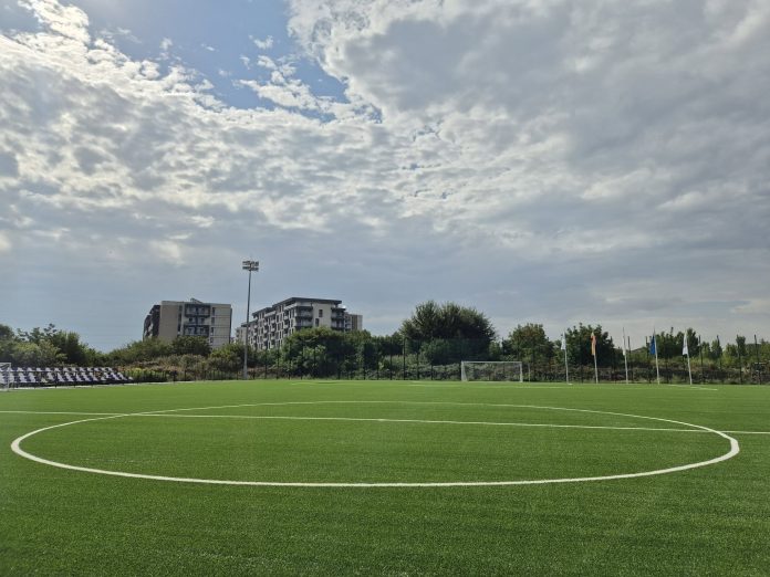 Trebuia să fie gata în 2022. Baza sportivă „Costică Rădulescu” se deschide în sfârșit Trebuia să fie gata în 2022. Baza sportivă „Costică Rădulescu” se deschide în sfârșit
